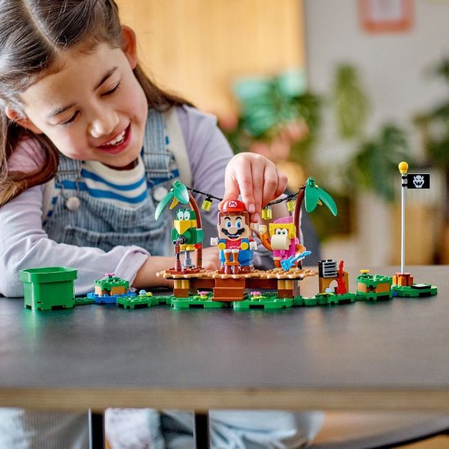 LEGO SUPER MARIO SET DE EXTINDERE CONCERTUL LUI DIXIE KONG IN JUNGLA 71421 VIVLEGO71421