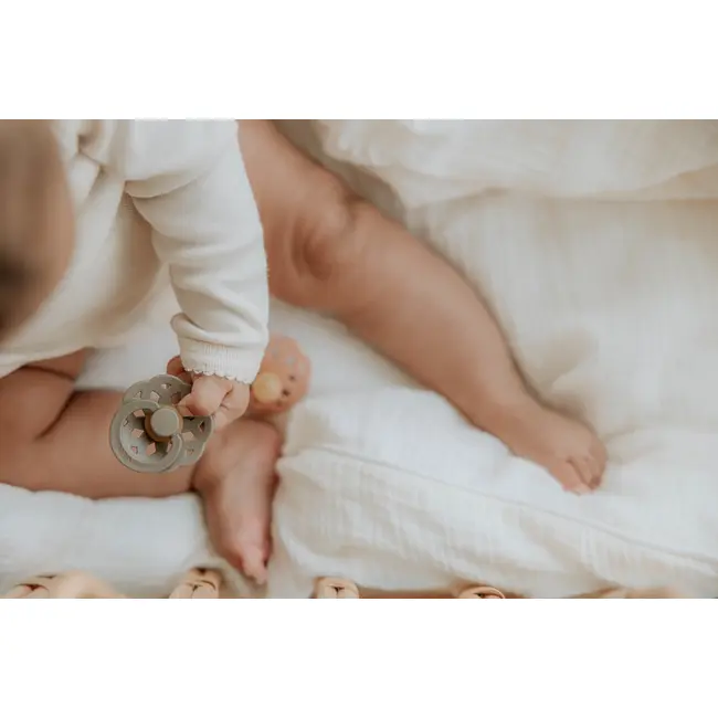 Bibs - set 2 suzete boheme latex, tetina rotunda, 6 luni +-ivory/sage bbb240101