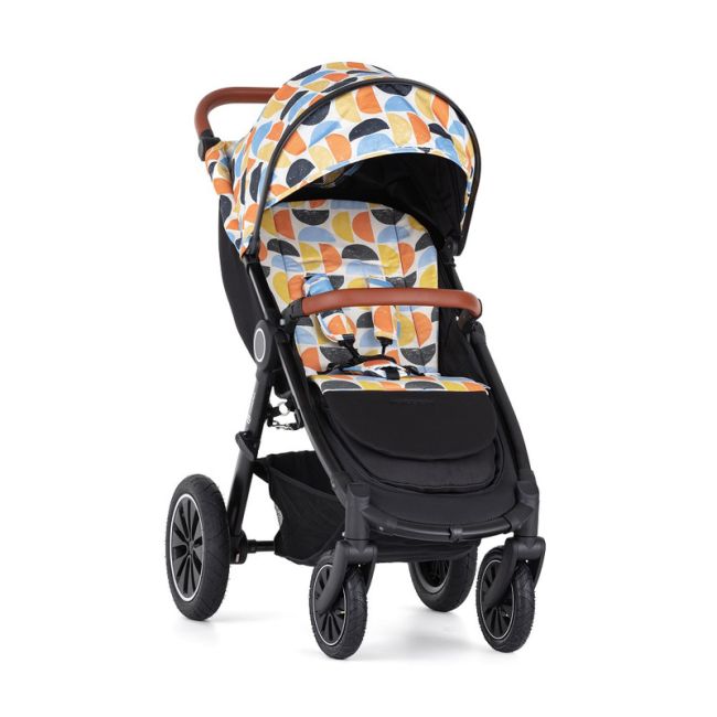 Petite&Mars - Insertie carucior, Editie limitata, Din spuma cu memorie, Densa, Pentru confort sporit, Universala, Cu decupaje pentru centura de siguranta in 3 sau 5 puncte, 86x42 cm, 0 luni+, Retro, Multicolor BYN503781