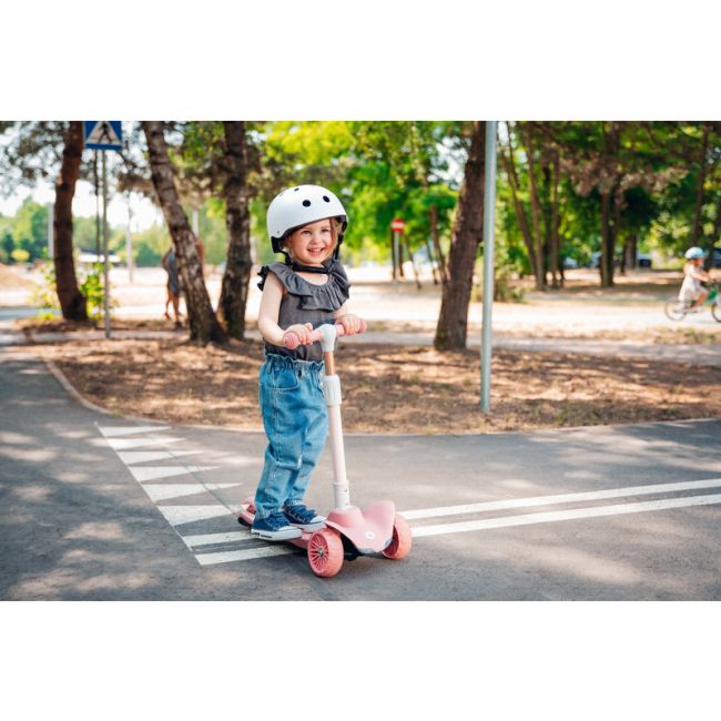 Lionelo - Trotineta Timy, Copii, Pliabila, Pana la 50 Kg, Cu design ergonomic, Cu lumini LED, 26,5 x 60 x 64-76 cm, 3 ani+, Roz BYNLOE-TIMMY_PINK_ROSE