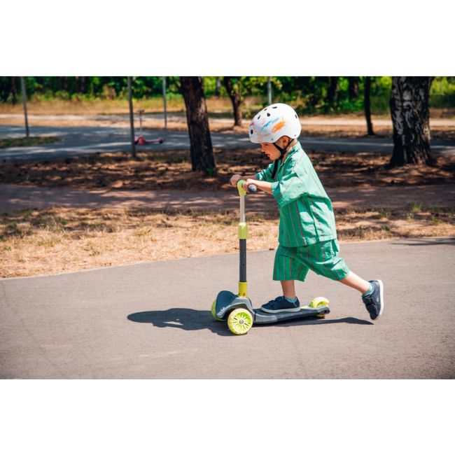 Lionelo - Trotineta Timy, Copii, Pliabila, Pana la 50 Kg, Cu design ergonomic, Cu lumini LED, 26,5 x 60 x 64-76 cm, 3 ani+, Roz BYNLOE-TIMMY_PINK_ROSE