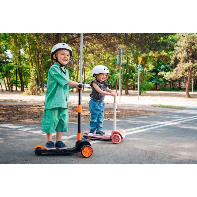 Lionelo - Trotineta Timy, Copii, Pliabila, Pana la 50 Kg, Cu design ergonomic, Cu lumini LED, 26,5 x 60 x 64-76 cm, 3 ani+, Roz BYNLOE-TIMMY_PINK_ROSE