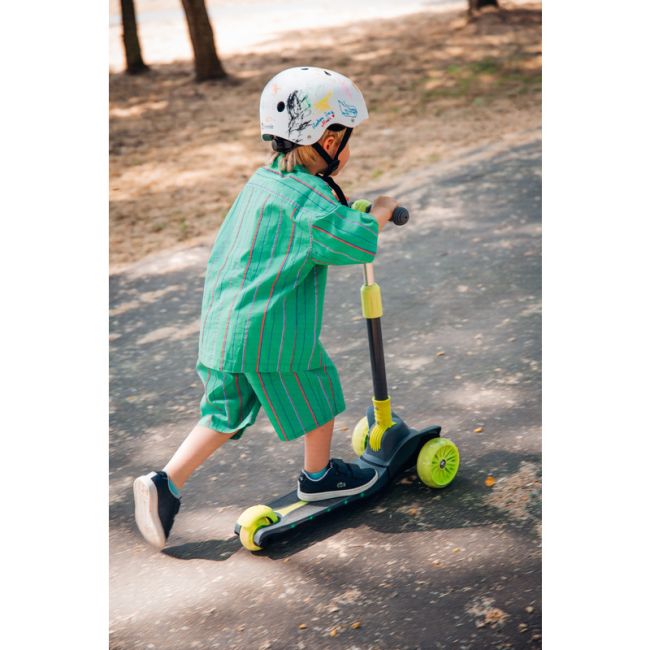 Lionelo - Trotineta Timy, Copii, Pliabila, Pana la 50 Kg, Cu design ergonomic, Cu lumini LED, 26,5 x 60 x 64-76 cm, 3 ani+, Verde BYNLOE-TIMMY_GREEN_LIME