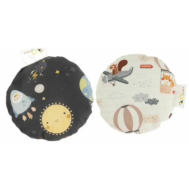 Qmini - Pernuta anticolici umpluta cu samburi de cirese, Cu husa din bumbac, Diametru 14 cm, Milky Way BYNQM_BL61