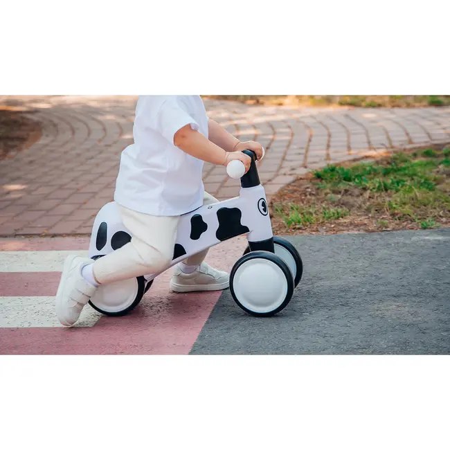 Lionelo - Bicicleta fara pedale, Sammy, Cu 4 roti, Din spuma EVA, Stabila, Manere moi, antiderapante, 12- 36 luni, Greutate maxima suportata 25 kg, Certificata EN 71-1:2014, EN 71-2:2011, EN 71-3:2019, Galben BYNLOE-SAMMY_YELLOW_HONEY