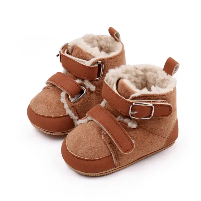 Ghetute imblanite maro - fur (marime disponibila: 3-6 luni (marimea 18 incaltaminte)) mdbmb3120-1-nw2.3-6 luni (marimea 18 incaltaminte)