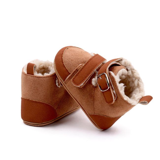 Ghetute imblanite maro - fur (marime disponibila: 3-6 luni (marimea 18 incaltaminte)) mdbmb3120-1-nw2.3-6 luni (marimea 18 incaltaminte)