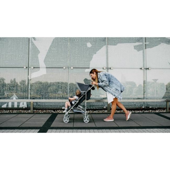 Lionelo - Carucior sport Elia, Cu husa de picioare, Cu plasa de tantari, Conform cu standardul european de securitate EN1888-1, Gri inchis BYNLO-ELIA_GREY_WHITE