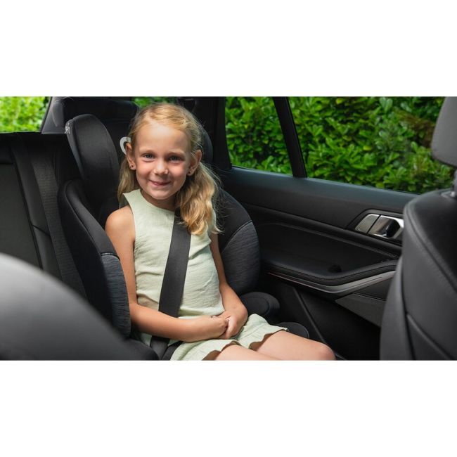 Lionelo - Scaun auto Lars i-Size, Cu tetiera reglabila in 10 pozitii, Cu pozitionare spre sensul de mers, 15-36 Kg, 100-150 cm, Conform cu standardul european de securitate ECE R129/03, Negru/Gri BYNLO-LARS_I-SIZE_BLACK_GREY