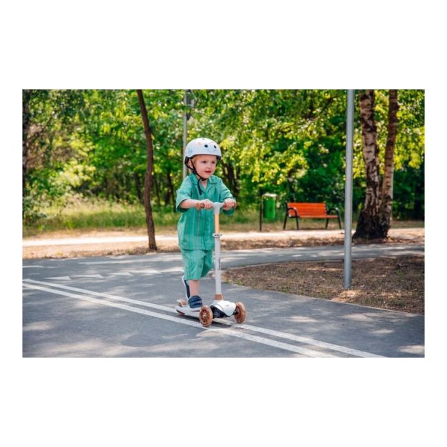 Lionelo - Trotineta pentru copii, Jessy, Pliabila, Pana la 50 Kg, Cu design ergonomic, Cu lumini LED, 56 x 26 x 67-82 cm, 3 ani+, Verde BYNLOE-JESSY_GREY_GREEN