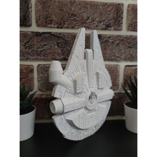 Figurina 3d Falcon