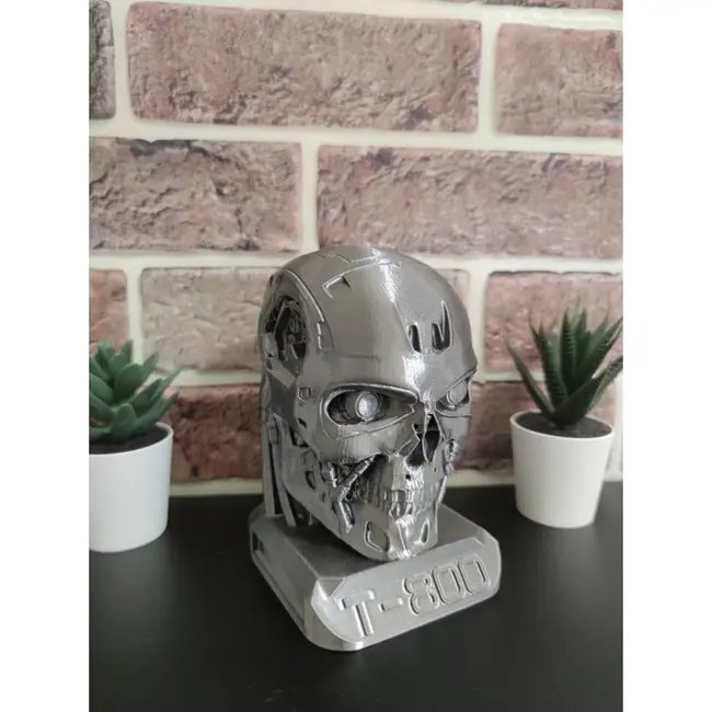 Figurina 3d T-800