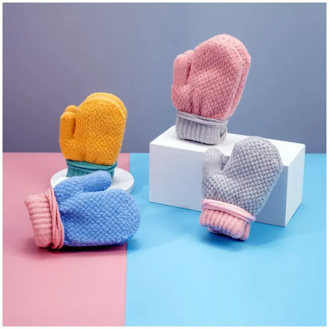 Manusi imblanite cu snur pentru bebelusi MDHT2023-84