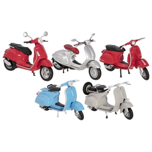 Motocicleta die-cast vespa la scara 1 la 18 - okegoki12294