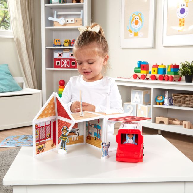 Set de joaca magnetic statia de pompieri- melissa & doug - okemd30654