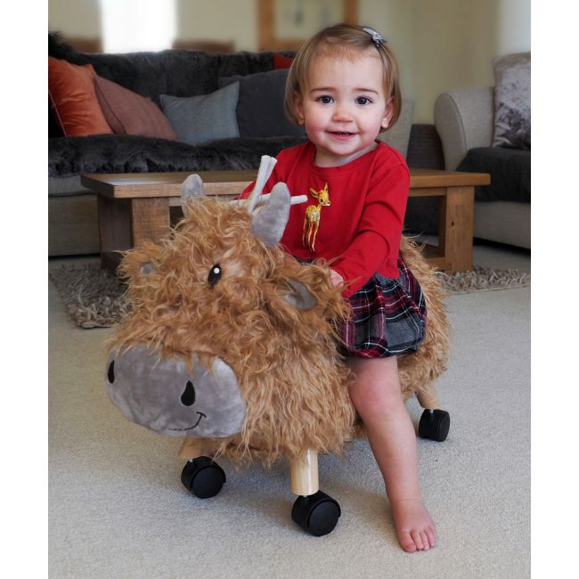 Little Bird Told Me - Vacuta Hubert Highland, Ride On Animal Toy, Pentru Copii De Peste 1 An, Cadru Robust Din Lemn, Scaun Captusit Pjblb3090