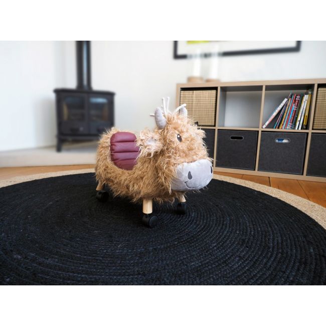Little Bird Told Me - Vacuta Hubert Highland, Ride On Animal Toy, Pentru Copii De Peste 1 An, Cadru Robust Din Lemn, Scaun Captusit Pjblb3090