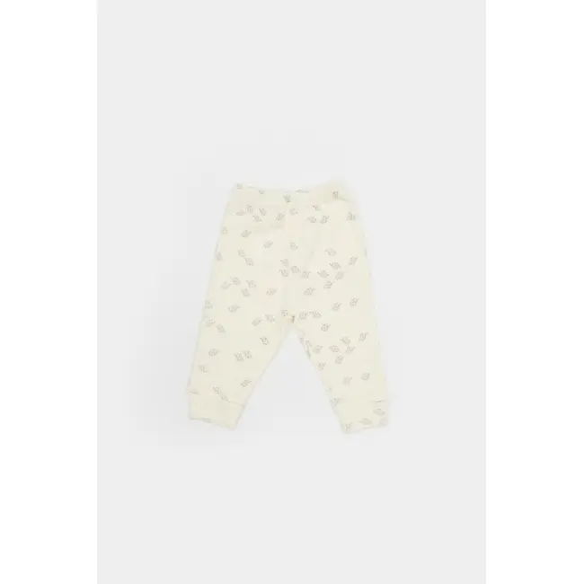 Set 3 piese:bluza, pantaloni si caciulita Printed, BabyCosy, 50% modal+50% bumbac, Ecru (Marime: 3-6 Luni) JEMBC-CSYM25500-3