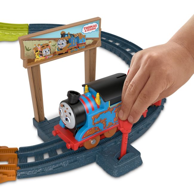 THOMAS SET DE JOACA CU LOCOMOTIVA MUDDY MOTORIZATA SI ACCESORII VIVMTHGY78_HHV98