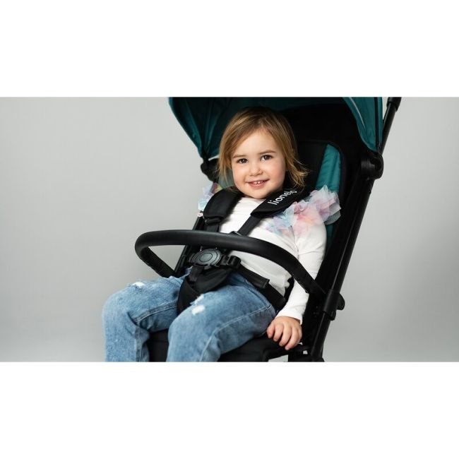 Lionelo - Carucior sport Cloe, De la nastere, Cu accesorii, Cadru din aluminiu, 0-22 kg, Usor, Pliabil cu o singura mana, Ideal pentru toate tipurile de suprafete, Bej BYNLO-CLOE_BEIGE_SAND