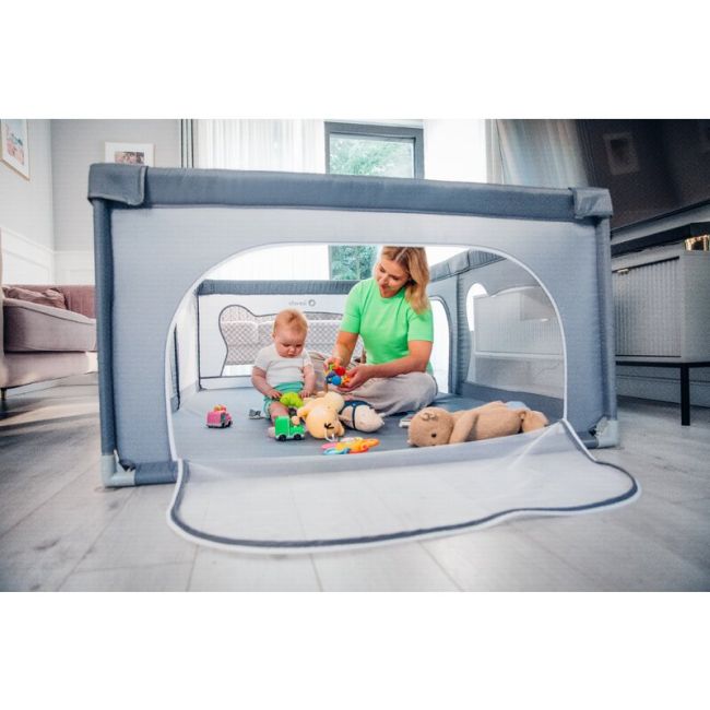 Lionelo - Tarc de joaca Willow, Pliere compacta, Include sacosa depozitare, Din plasa, Cu doua intrari laterale, Cu fermoar, Cu ventuze, Gri BYNLO-WILLOW_GREY_CONCRETE