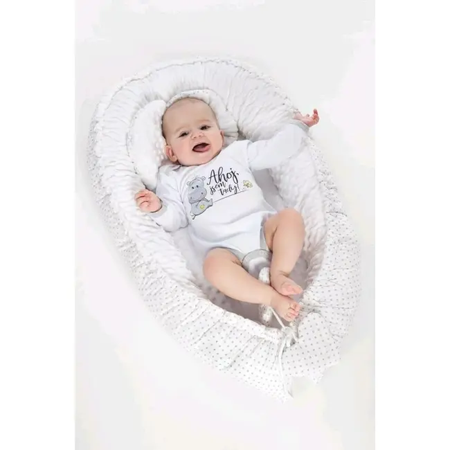 Set 3 piese Luxury, Baby Nest cu doua fete, Cu paturica si pernuta in forma de inima, New Baby, Minky Bears Pink BYN42979