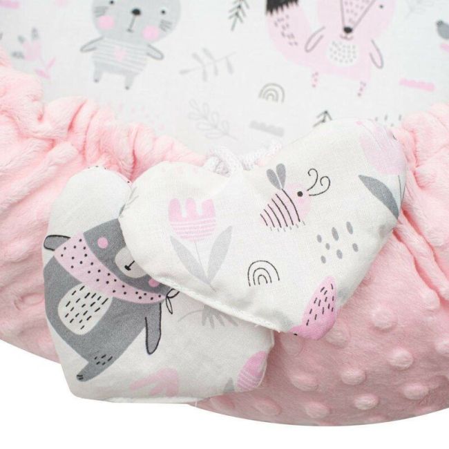 Set 3 piese Luxury, Baby Nest cu doua fete, Cu paturica si pernuta in forma de inima, New Baby, Minky Bears Pink BYN42979