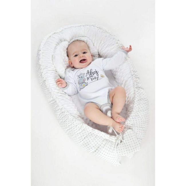 Set 3 piese Luxury, Baby Nest cu doua fete, Cu paturica si pernuta in forma de inima, New Baby, Minky Heart White BYN37140