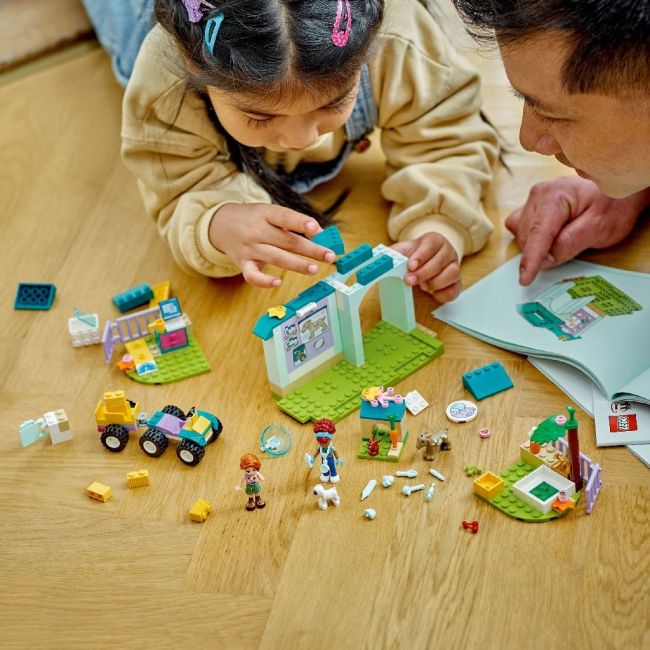 LEGO FRIENDS CLINICA VETERINARA PENTRU ANIMALE DE FERMA 42632 VIVLEGO42632