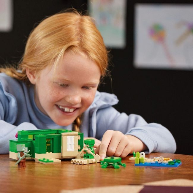 LEGO MINECRAFT CASA DE PE PLAJA TESTOASELOR 21254 VIVLEGO21254