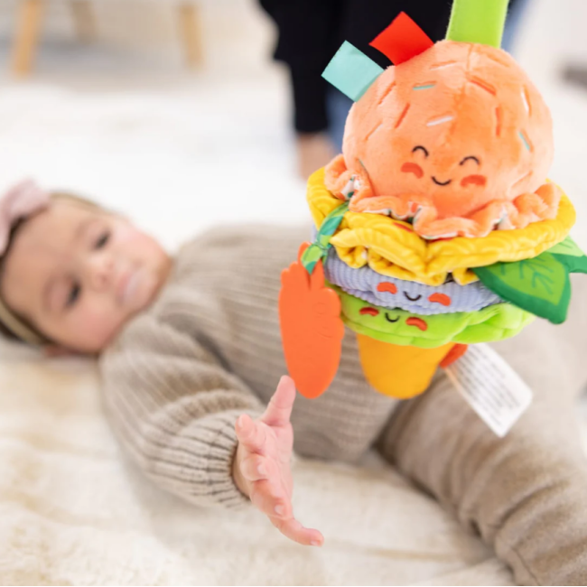Jucarie de calatorie pentru bebe inghetata la cornet - okemd30750