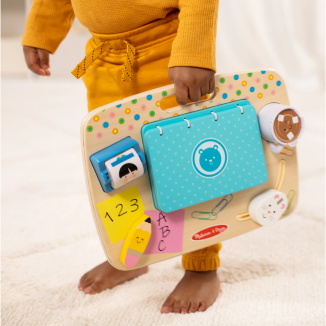 Laptop din lemn de jucarie pentru toddleri - okemd30753