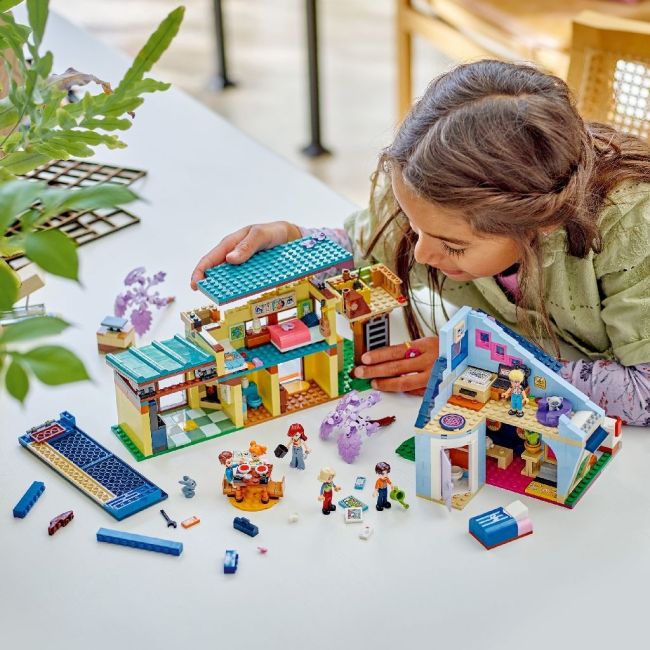 LEGO FRIENDS CASELE FAMILIALE ALE LUI OLLY SI PAISLEY 42620 VIVLEGO42620