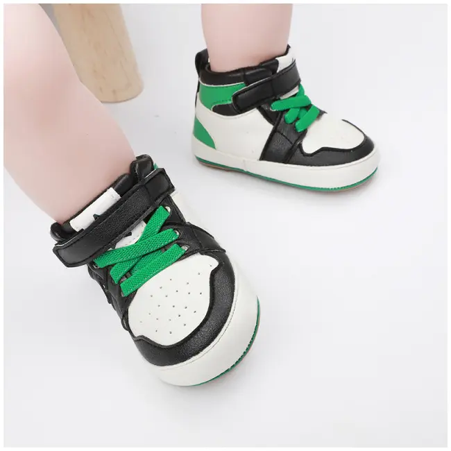 Adidasi albi cu negru si verde, inalti pentru bebelusi MD9812-6-sa3