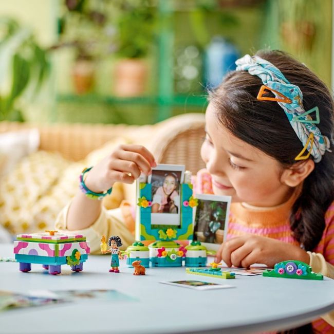 LEGO DISNEY RAMA FOTO SI CUTIA CU BIJUTERII ALE LUI MIRABEL 43239 VIVLEGO43239