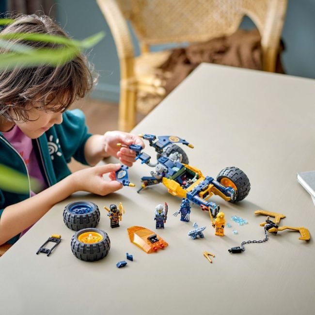 LEGO NINJAGO VEHICULUL DE TEREN NINJA AL LUI ARIN 71811 VIVLEGO71811