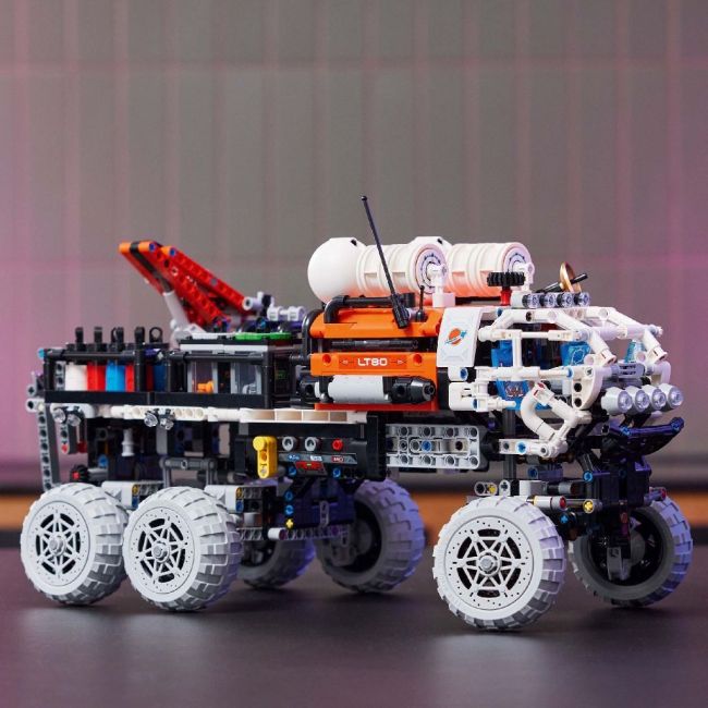 LEGO TECHNIC ROVER DE EXPLORARE MARTIANA CU ECHIPAJ UMAN 42180 VIVLEGO42180
