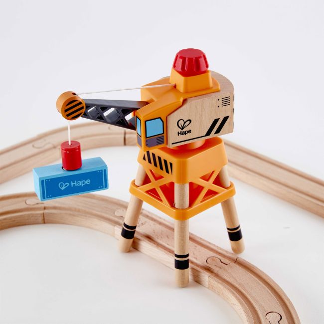 Jucarie din lemn - Set tren de marfa cu macara (34 piese)