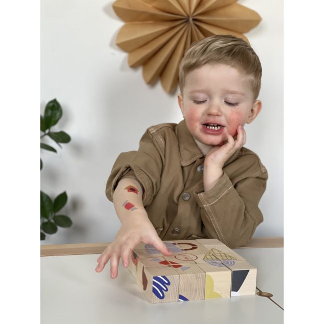 Puzzle din lemn cuburi - Poveste 3 x 3