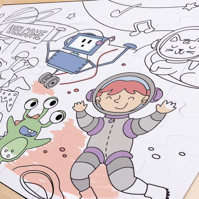 Puzzle din lemn 2 in 1 - Prietenii din Spatiu (50 piese), cu fata dubla si activitate colorare
