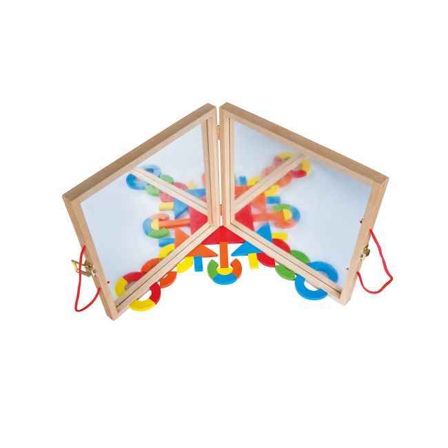 Jucarie din lemn - Tabla magnetica cu forme geometrice
