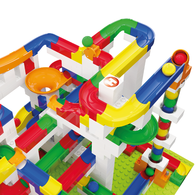 Jucarie de construit pentru copii Marble Run Hubelino (585 piese)