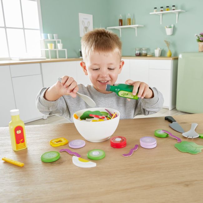 Jucarie din lemn - Set salata (39 piese)