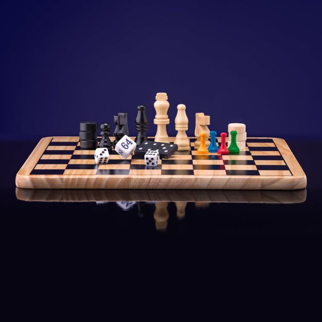 Set jocuri clasice - Sah, Dame, Table, Domino, Nu te supara, Dame chinezesti, Moara