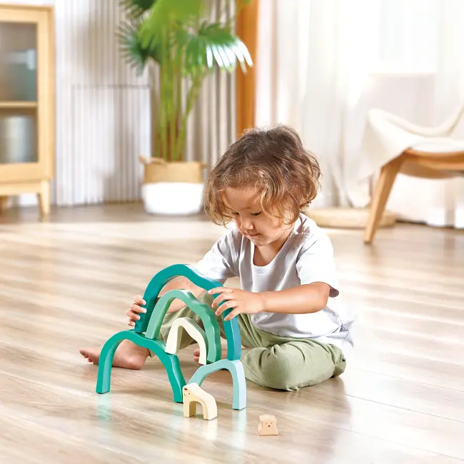 Jucarie din lemn de stivuit - Urs polar (7 piese)