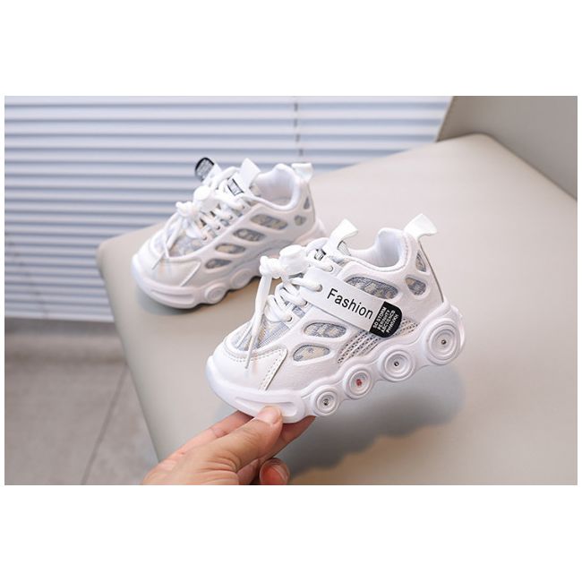 Adidasi albi cu gri si ivoire cu luminite (marime disponibila: marimea 23) adg-58-3-c.marimea 23