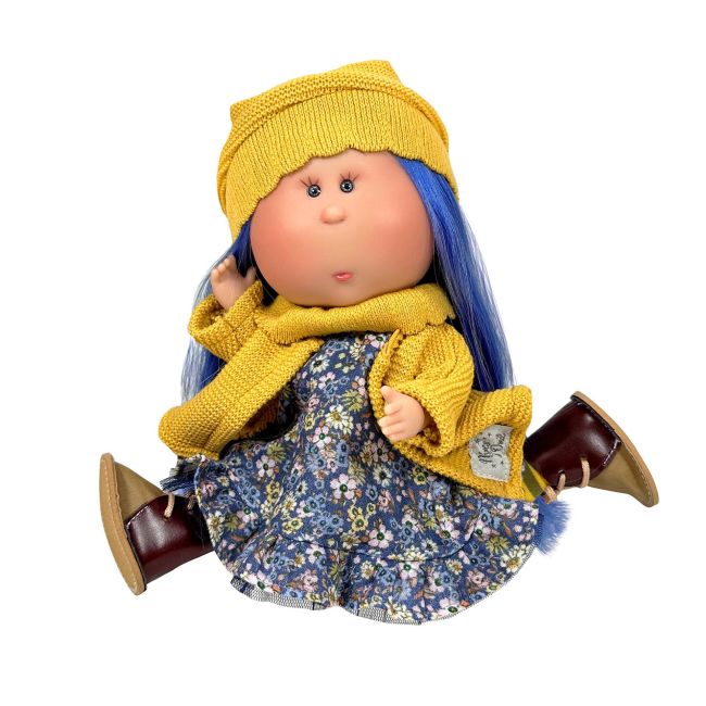 Papusa Nines D'Onil, Mia, cu parul albastru, cu articulatii, cu miros de vanilie, 30 cm