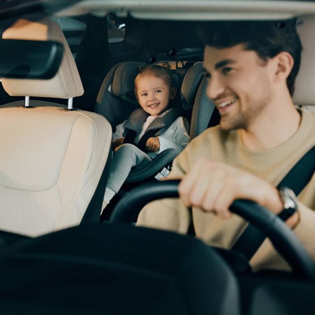 Scaun auto, Lionelo, Lavender I-size, Isofix, Cu centura TopTether, Cu spatar inclinabil in 5 pozitii, Cu tetiera reglabila in 13 pozitii, Instalare cu fata inainte, 9-36 Kg, 76-150 cm, Conform cu ECE R129, Gri BYNLO-LAVENDER_I-SIZE_GREY_STONE