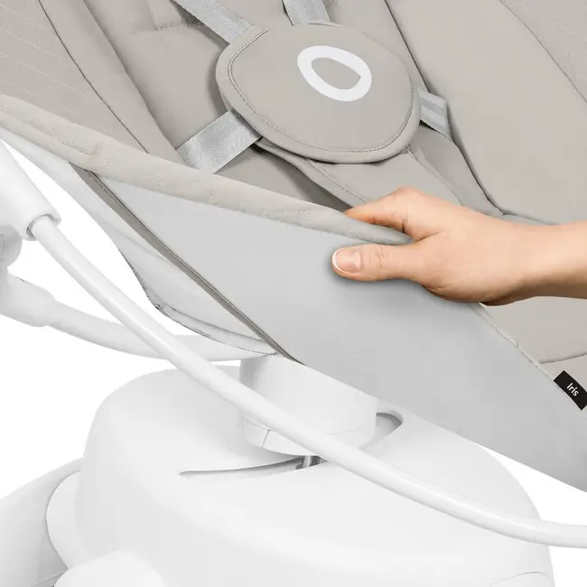 Balansoar, Lionelo, Iris, 2 in 1, Rotire 360 grade, Electric, Cu 3 moduri de leganare, Cu 5 trepte de viteza, Cu 3 pozitii de inclinare, 12 melodii, Silentios, Pana la 9 kg, Bej BYNLO-IRIS_BEIGE_SAND