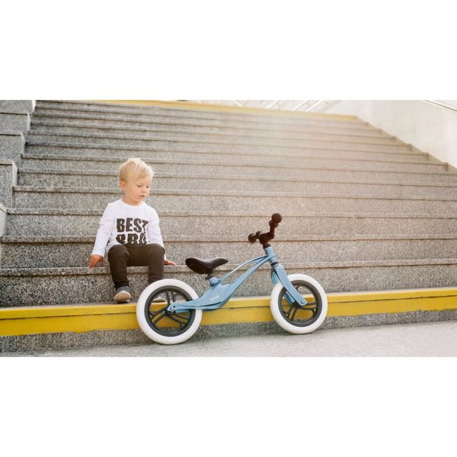 Bicicleta fara pedale, Lionelo, Bart, Usoara, Cu cadru din magneziu, Cu ghidon si sa reglabile, Greutate 3 Kg, 12 inch, Conform cu standardul european de securitate EN71, Purple Amethyst BYNLO-BART_PURPLE_AMETHYST